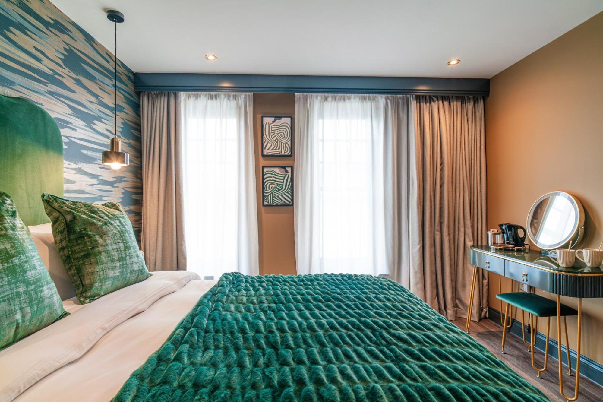 Howfield Hotel Merthyr Tydfil Bagian luar foto