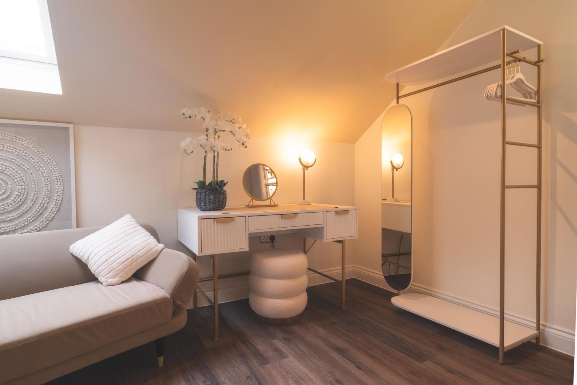 Howfield Hotel Merthyr Tydfil Bagian luar foto